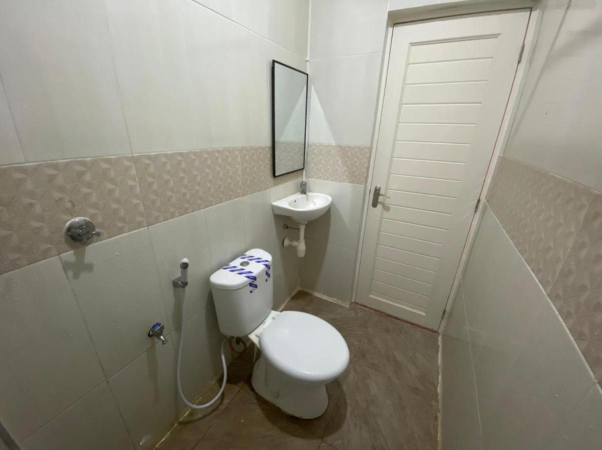 Mapala Guest House Makassar Redpartner Esterno foto